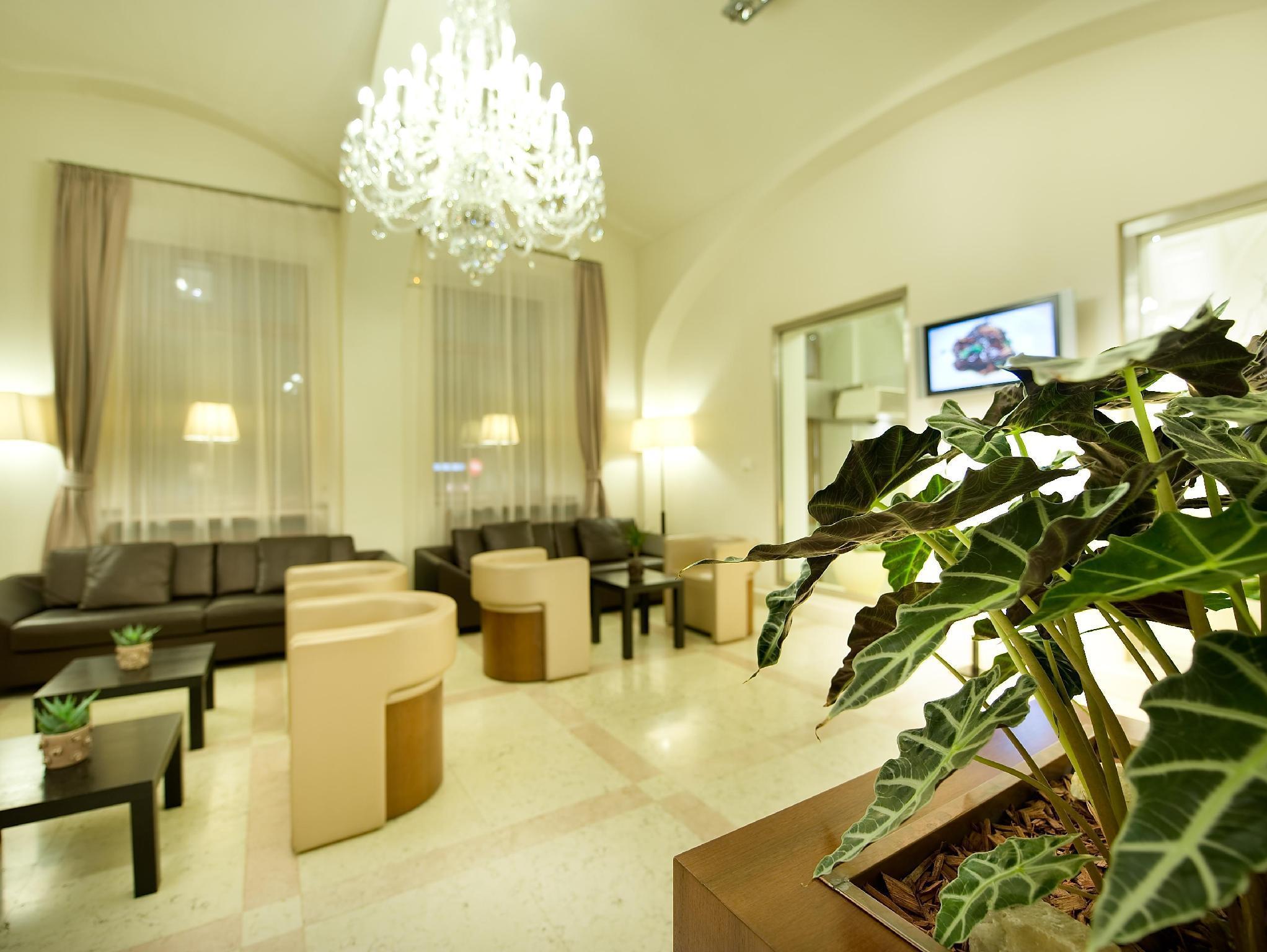 Hotel Maestro By Adrez Praga Exterior foto